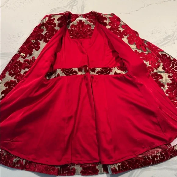 Alice + Olivia Red Brocade Jacket - Picture 5 of 8